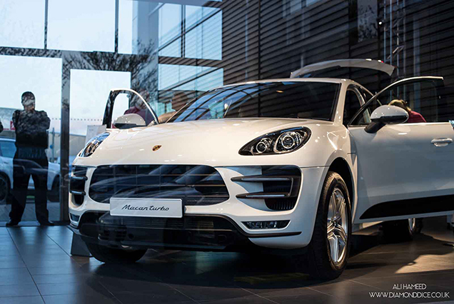 Photo report: introduction of the Porsche Macan in Exeter 