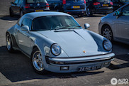 Spot van de dag: Porsche Carrera 1 Targa Strosek Look