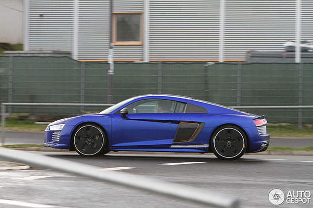 Muisstille Audi R8 gespot