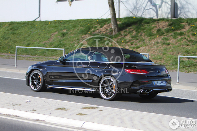 Eerste spyshots: Mercedes-AMG C63 Convertible