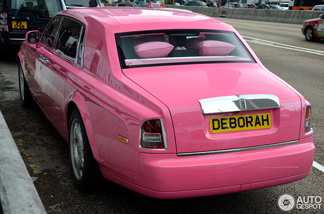 Gespot: de Rolls-Royce Phantom EWB van Deborah Hung