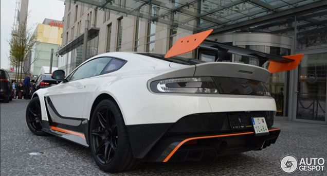 Aston Martin Vantage G12 gespot in Bratislava