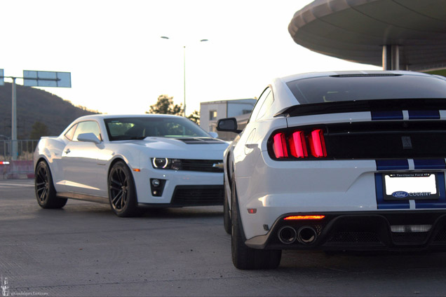 Fotoshoot: drie Amerikanen in Mexico