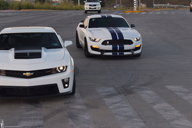 Fotoshoot: drie Amerikanen in Mexico