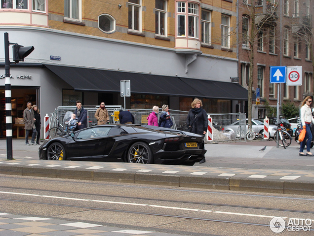 Spot van de dag: Lamborghini Aventador LP700-4 Roadster