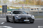 Mercedes-AMG GT R looks amazing in a matte finish