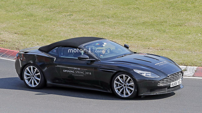 Aston Martin DB11 Volante opent in 2018