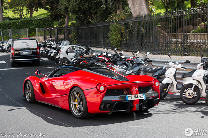 28e LaFerrari gespot in Monaco