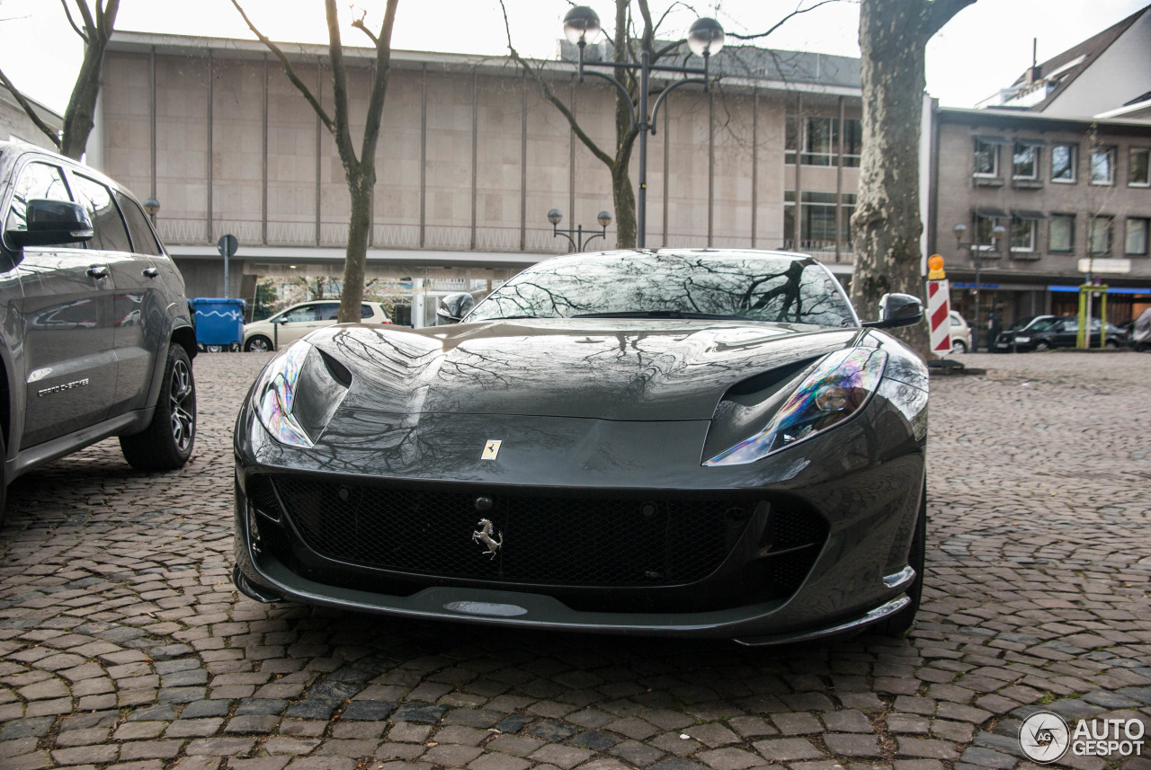 法拉利另一销量王：812 Superfast