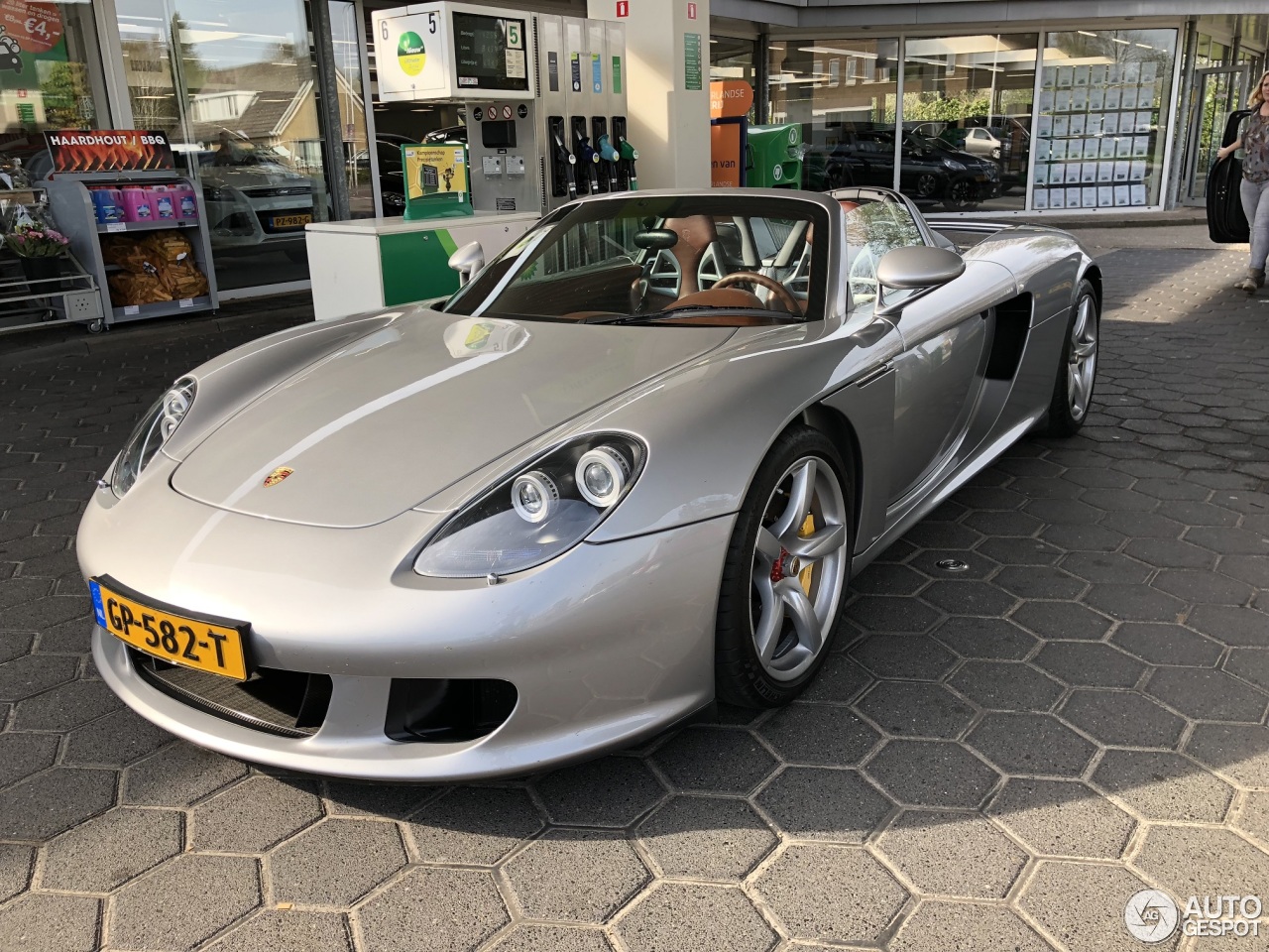 Spot van de dag: Porsche Carrera GT in Epe
