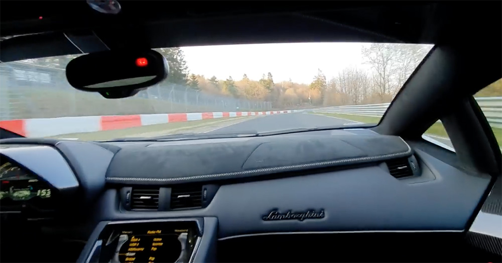 Filmpje: Lamborghini Aventador LP770-4 SVJ inrijden op de Ring