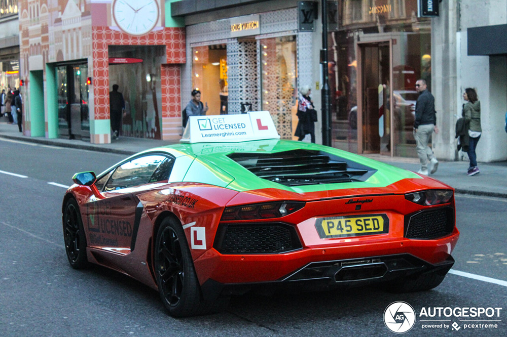 Learnerghini: krijg rijles in een Lamborghini