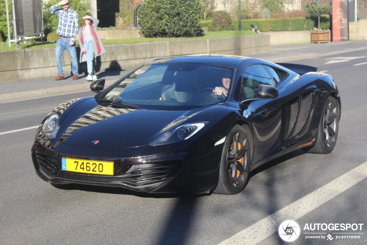 Krijgt de McLaren 12C jou nog warm?