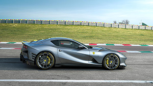 Ferrari brengt ons de 812 Competizione en 812 Competizione A!