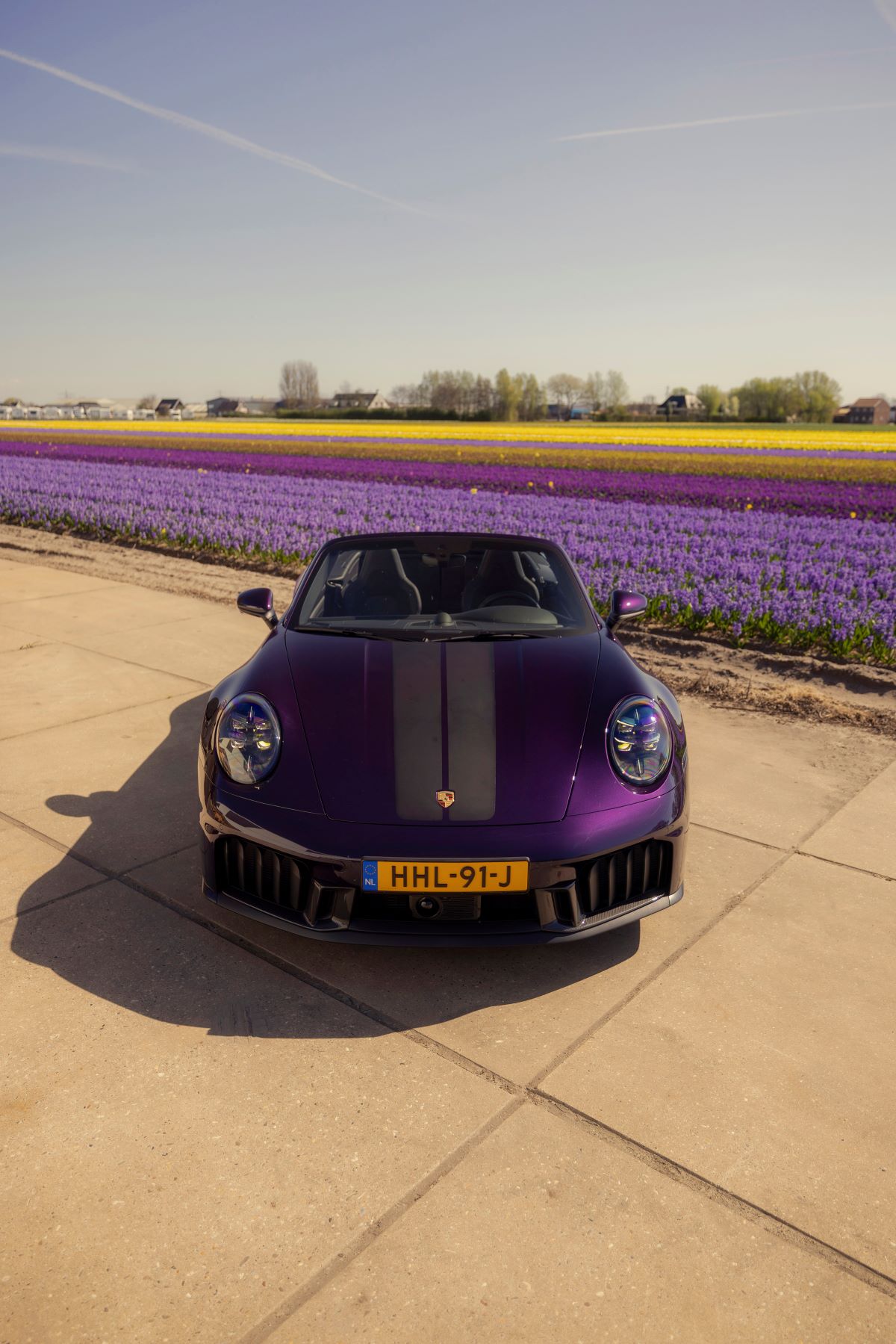 Porsche 911 GTS T-Hybrid Cabriolet meets the Dutch flower fields
