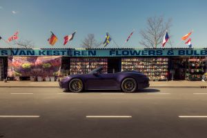 Porsche 911 GTS T-Hybrid Cabriolet meets the Dutch flower fields