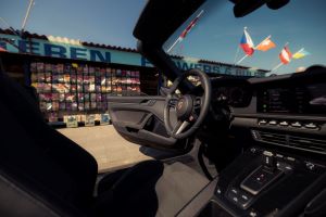 Porsche 911 GTS T-Hybrid Cabriolet meets the Dutch flower fields