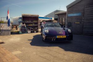 Porsche 911 GTS T-Hybrid Cabriolet meets the Dutch flower fields
