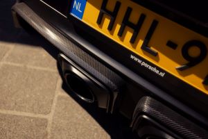 Porsche 911 GTS T-Hybrid Cabriolet meets the Dutch flower fields