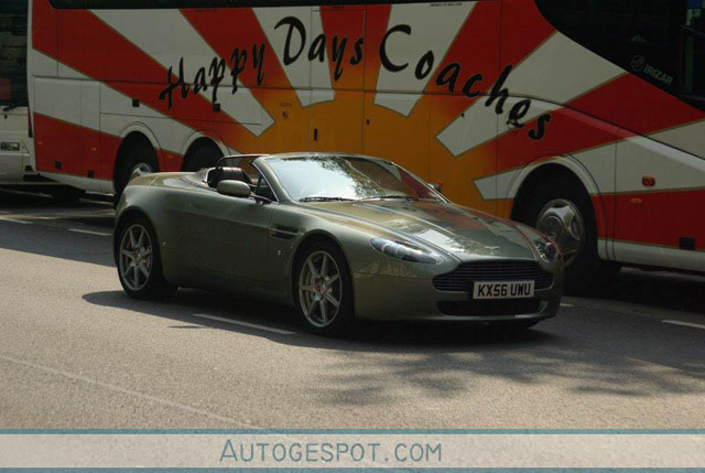 Gespot: Aston Martin AMV8 Vantage Roadster