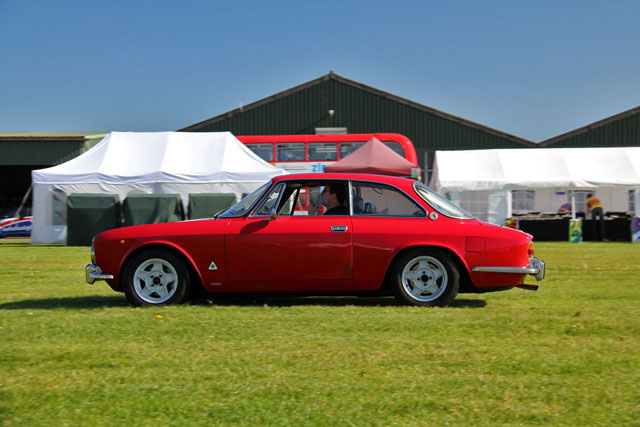 Wings and Wheels 2010