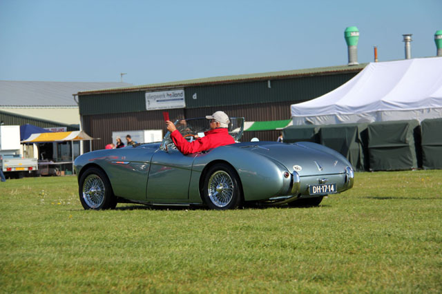 Wings and Wheels 2010