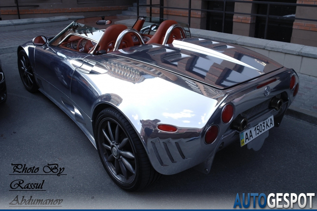 Spot van de dag: spiegeltje, spiegeltje aan de wand, wie heeft de mooiste Spyker van het land?