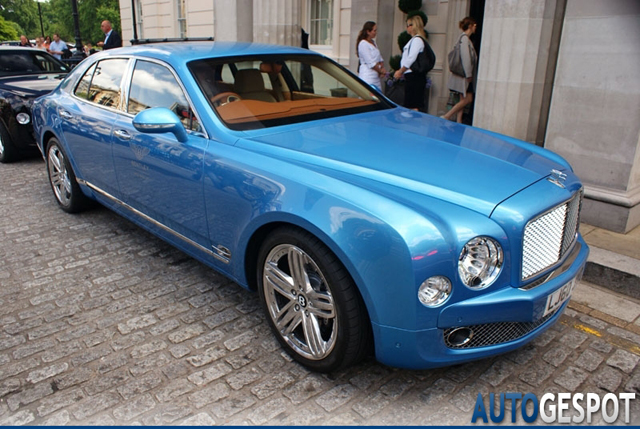 Spot van de dag: driemaal Bentley Mulsanne