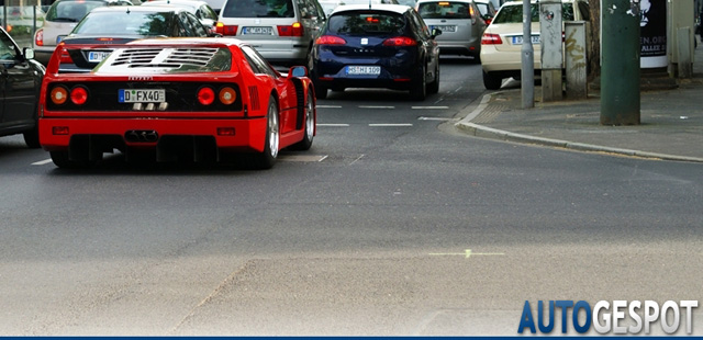 Topspot: Ferrari F40