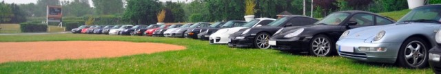 Evenement: meeting met 34 Porsches in Frankrijk