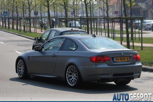 Gespot: matte kleuren deel 75
