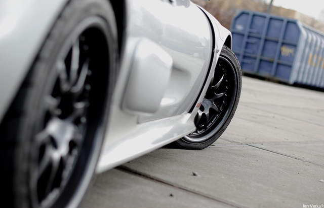Fotoshoot: Noble M12 M400