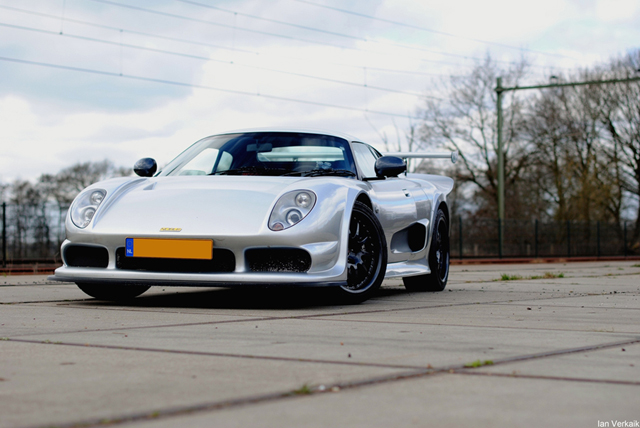 Fotoshoot: Noble M12 M400