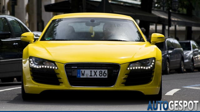 Strange sighting: knalgele Audi R8