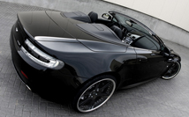 Wheelsandmore maakt Aston Martin V8 Vantage Roadster mannelijker