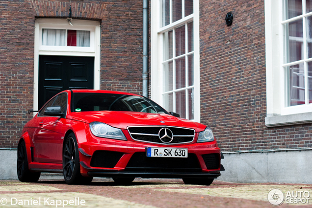 Amazing Mercedes-Benz C 63 AMG Coupé Black Series spotted in Amsterdam!