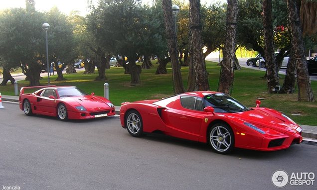 Twee iconen samen gespot: Ferrari Enzo Ferrari en een Ferrari F40!