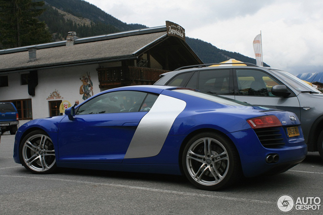 Simpel blauw is ook mooi op een Audi R8!