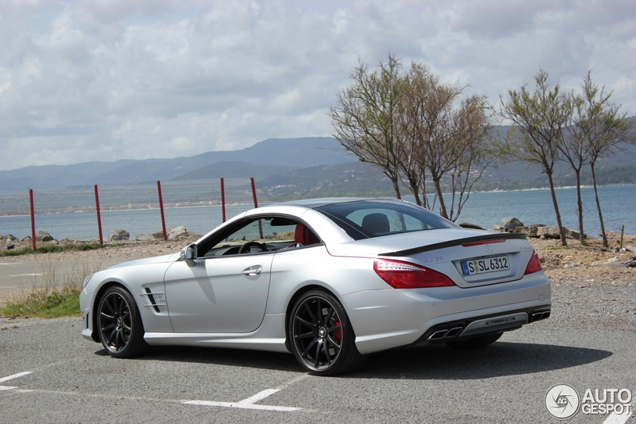 Spotted: the new Mercedes-Benz SL 63 AMG R231