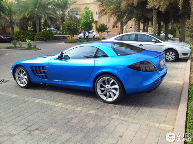 Spotted: beautiful blue colour on a Mercedes-Benz SLR McLaren!