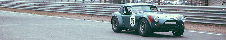 照片报告: 赞德沃特赛道 AC Cobra 英姿