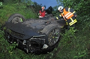 Zwei Schwerverletzte bei Verkehrsunfall mit Ferrari