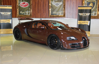 Te koop: chocoladebruine Bugatti Veyron Super Sport