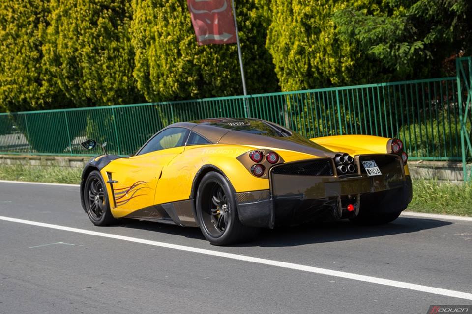 Pagani doet uitstekende zaken met de Huayra