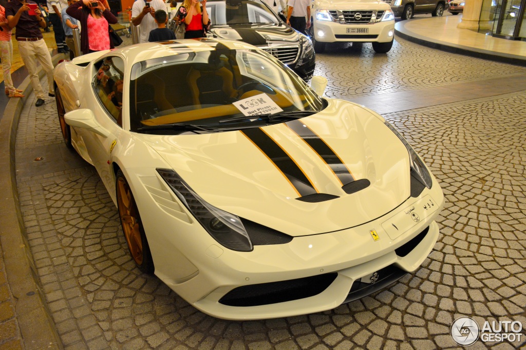 Ferrari 458 Speciale looks amazing thanks to golden details