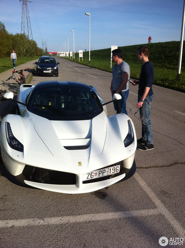 Topspot: LaFerrari in Zagreb 