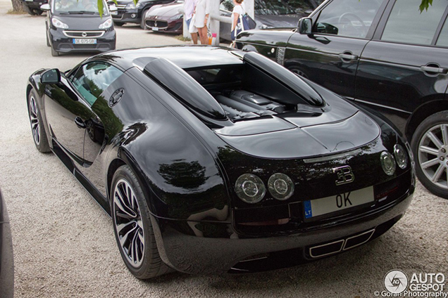 Vijfde unieke Bugatti Veyron Les Legéndes gespot