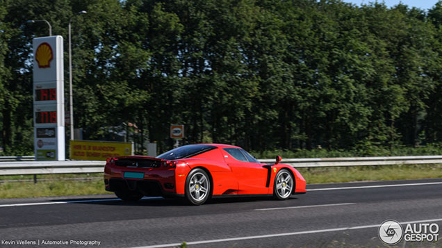 Spot van de dag: Ferrari Enzo