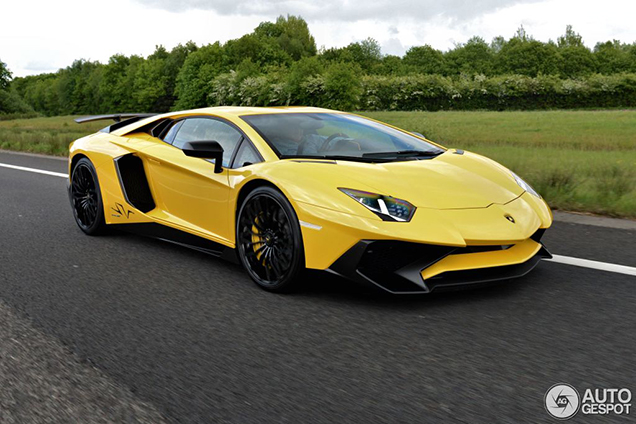 Spot van de dag: Lamborghini Aventador LP750-4 SuperVeloce