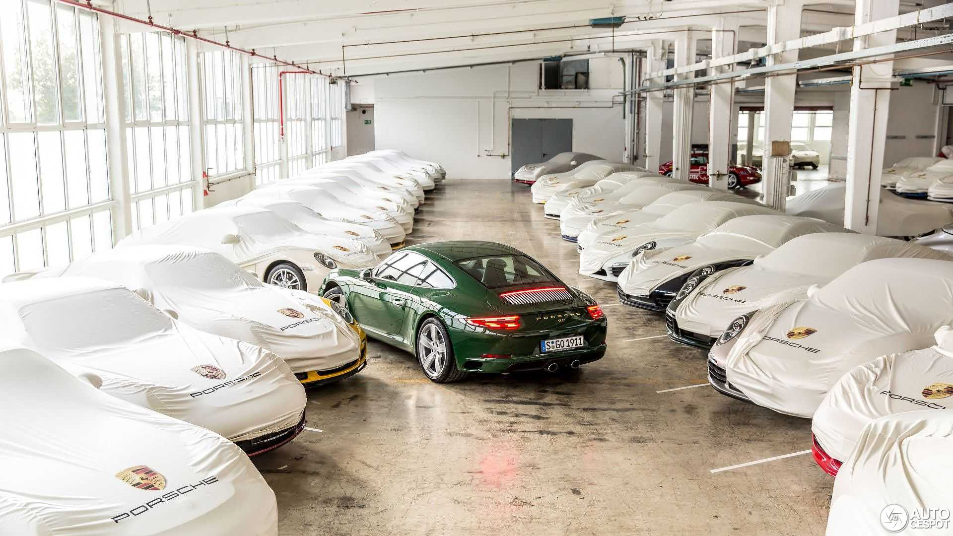 Mijlpaal: Porsche laat de miljoenste 911 van de band rollen